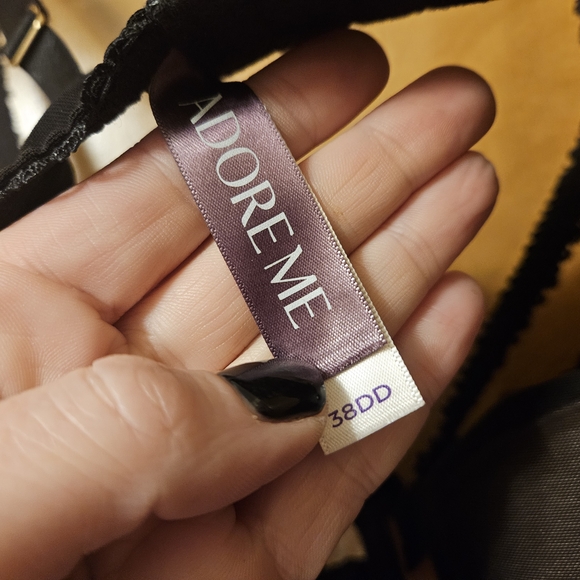 Adore Me Elegant Black Lace Bra - Picture 6 of 7